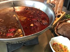 -湊湊火锅·茶憩(新中关购物中心店)