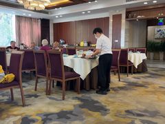 -岭南汇海鲜酒家·粤菜·手工茶点(蛇口店)