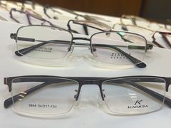 -优医视平价眼镜蔡司依视路折扣工厂店(十里堡店)