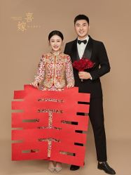 -喜爱高定婚纱摄影