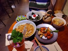 -埋位小酒馆(东城店)