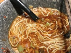 -八月美食小馆(银泰城总店)