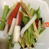 下雨天就要吃串串，这样才能暖暖的呐