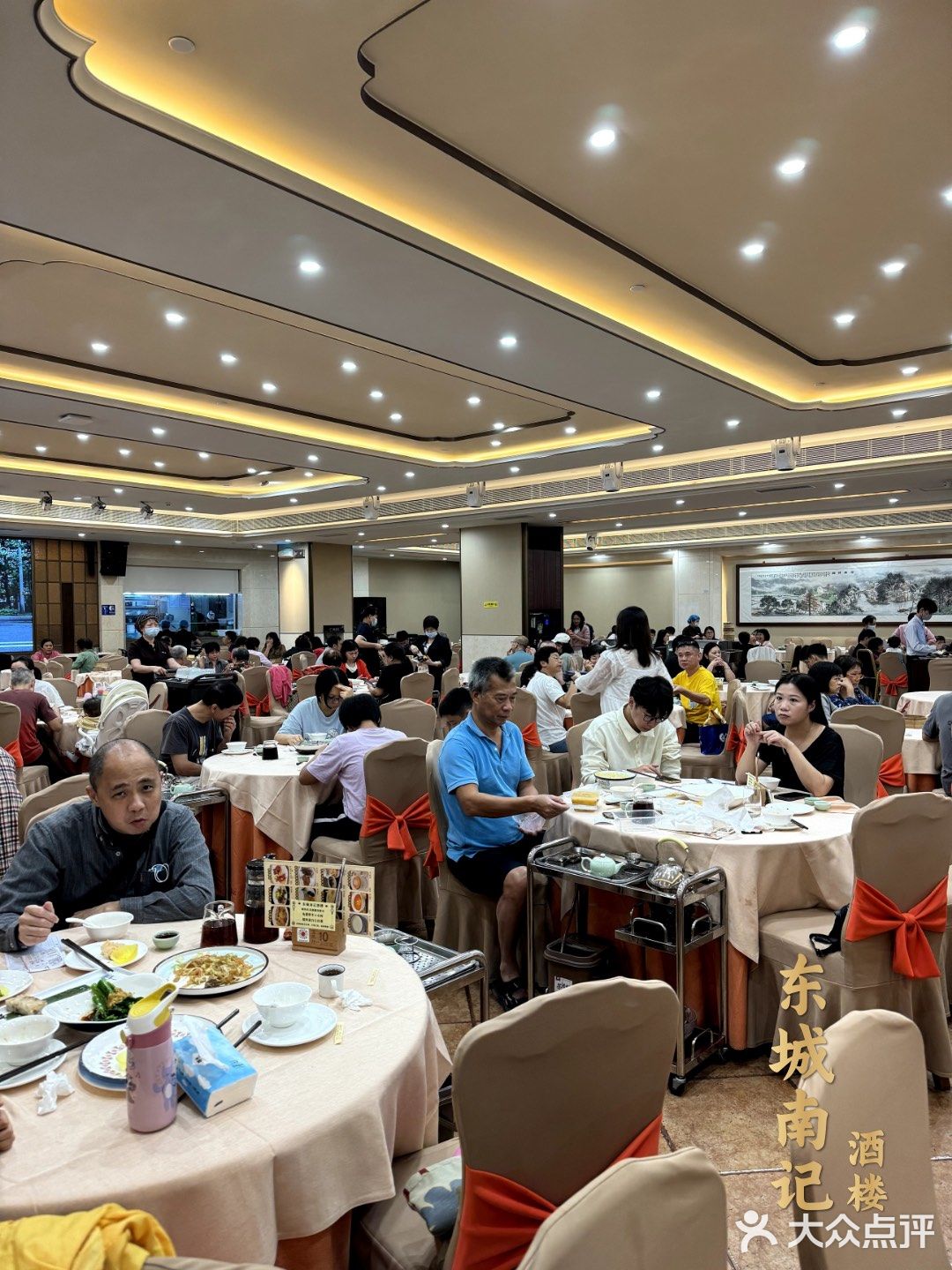 看到大厅我就知道，吃饭来对地方了