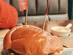 芝士拉丝和牛汉堡-Magnet磁食(静安大悦城店)