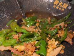 -费大厨辣椒炒肉(高铁吾悦广场店)