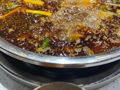 -肖肖酸萝卜鱼火锅(总店)