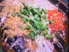 -洞庭土菜小炒馆(易发广场店)