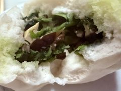 -白玉兰食品甜凤店(合生汇店)