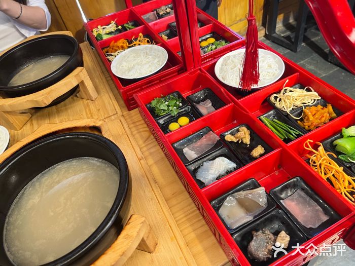 勺子米线·云南传统小吃市集(四方街店)图片