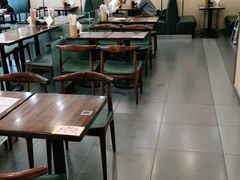 大堂-李先生牛肉面大王(营口大润发店)
