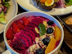 -Common Table · Brunch & Coffee