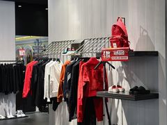 -首创奥特莱斯(西安店)