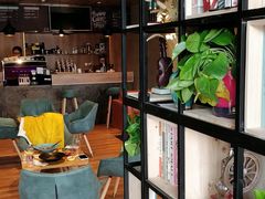 -ZING COFFEE 镜咖啡