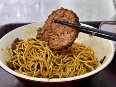 红烧狮子头-谷沙屋面铺