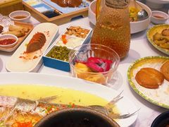 -荷塘秋月·本帮江浙菜(国权路店)