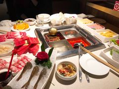 -海底捞火锅鲜切牛肉主题店(长寿路店)