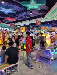 -LuckyStar幸运星家庭娱乐中心(东莞国贸店)