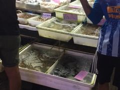 -拉威海鲜市场