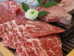 -铭牛烧肉·和牛海鲜自助(高新月牙湖店)