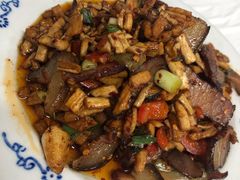 萝卜干腊肉-新新湘菜馆(新中街二条店)