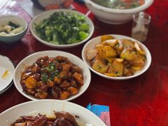 -芦茨金富饭庄·25年老字号·专做稻草鸡