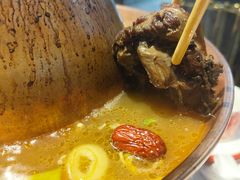 -欧提汗·新疆餐厅·清真(银都路店)