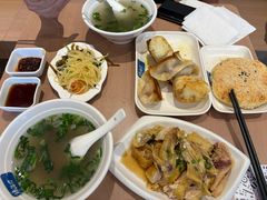 -韩海丽特色美食(秀州路店)
