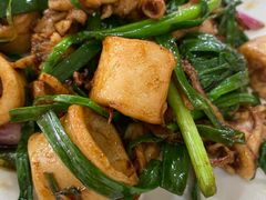 酱爆鱿鱼筒-双月饭店·20年老字号(新村店)