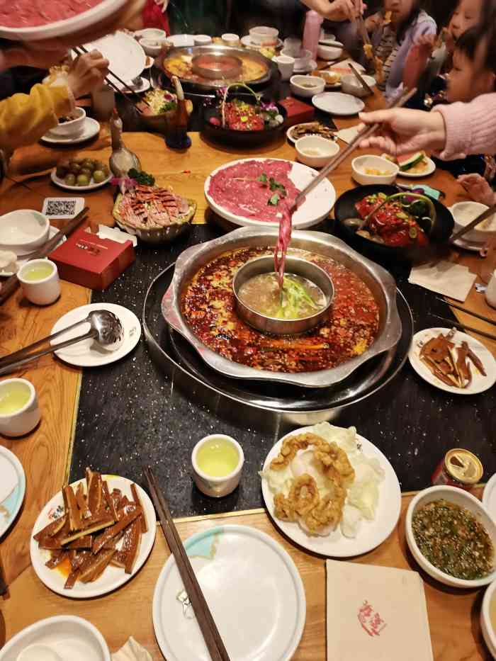 蜀镇鲜货火锅(双楠旗舰店)-"今天是平安夜,我朋友聚会介绍来蜀镇鲜货