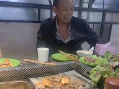 -新艺自助美食城(中山路店)