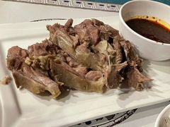 手抓羊肉-贯贯吉·清真餐厅(浙江中路店)