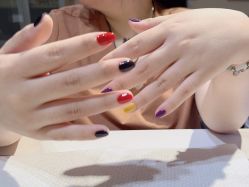 -桃色美甲沙龙