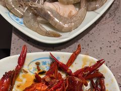 -金滏山烤肉·海鲜·火锅自助餐厅(襄阳万达店)