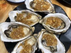 蒜蓉烤生蚝-天宝食坊·啫啫煲大排档(西华路店)
