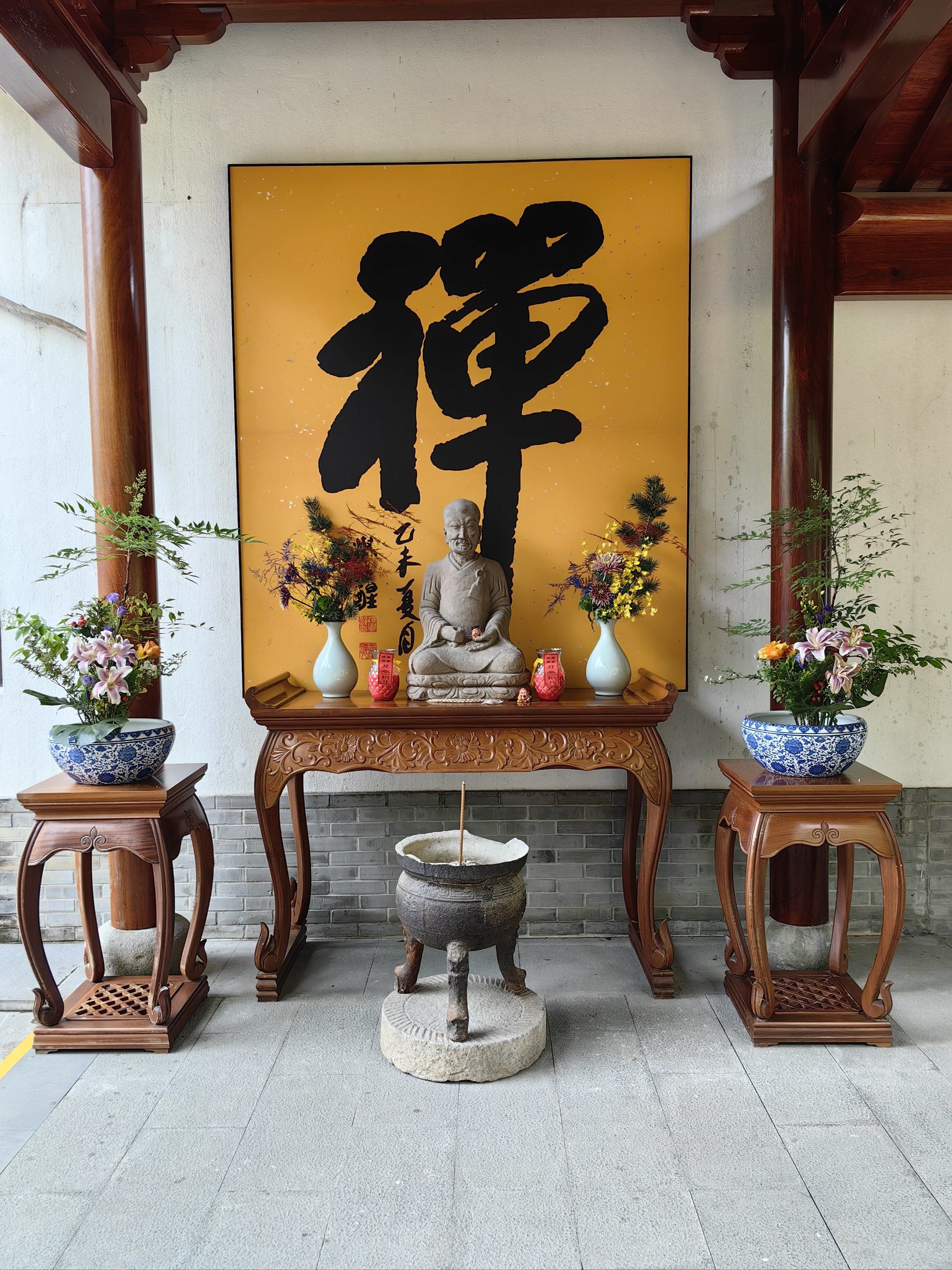 来梅花洲石佛古寺精进禅修