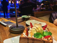 面包诱惑-胡桃里音乐酒馆(四道口店)