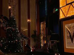 -Mogul Eatery·大亨餐酒馆