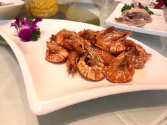 油爆河虾-老人和饭店(淮海中路店)