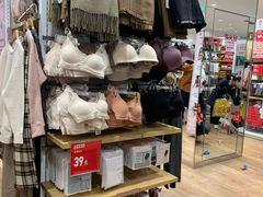 -优衣库(天津鲁能城购物中心店)