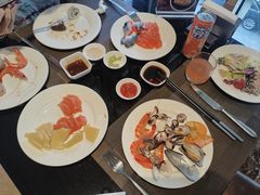 -大中华希尔顿酒店-念自助餐·海南美食·三文鱼