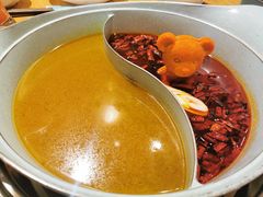 香辣油锅底-青瓷火锅料理(西单大悦城店)