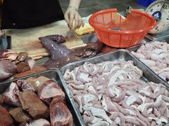 -标记美食新鲜猪杂(兴南大道店)