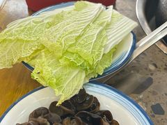 -乳仔牛牦牛汤锅 烤羊排(松潘古城店)