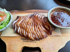 -大头虾越式风味餐厅(光明广场店)