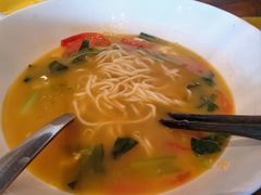 养生清汤时蔬面-芳草地度假酒店·野炉中餐厅