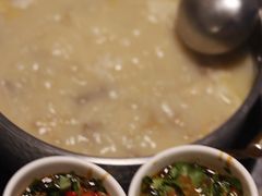 -煲王粤菜餐厅(中侨中心店)