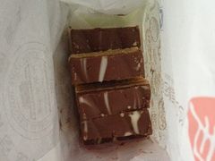 -上海哈尔滨食品厂(汇联商厦店)