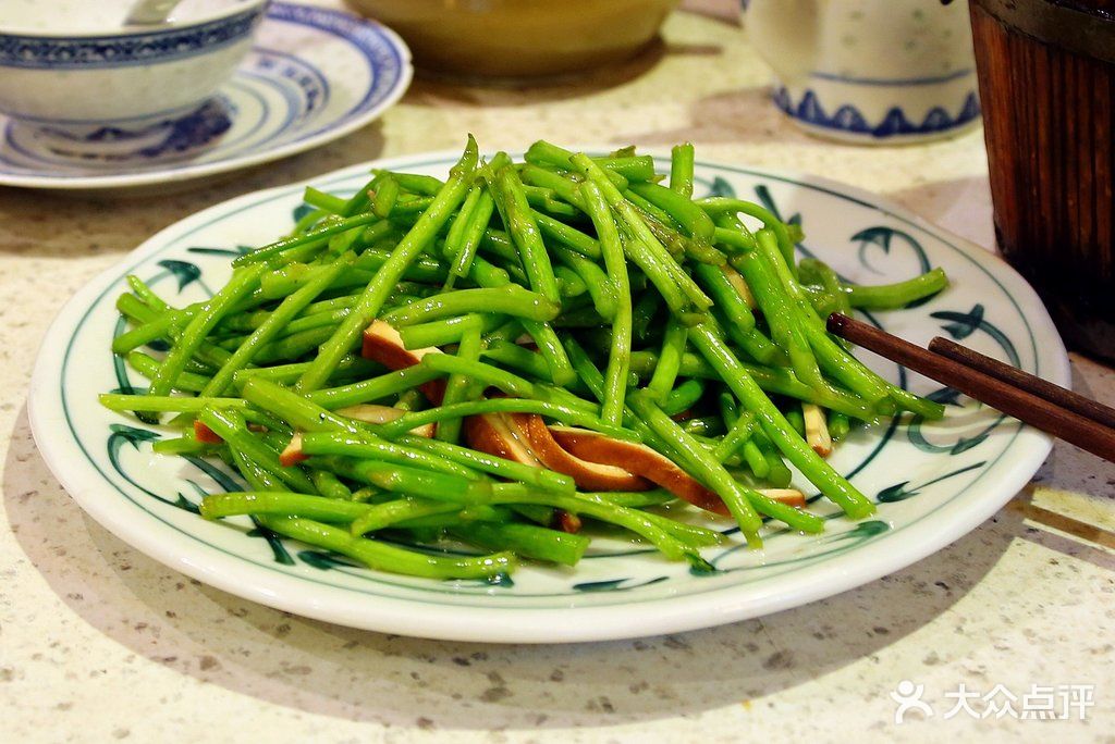 南京大牌档(德基广场店)清炒芦蒿图片 - 第2张