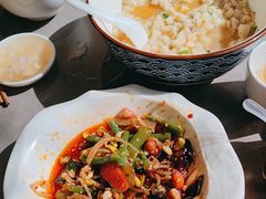 -陈熹公民族美食文化餐厅(中华广场店)